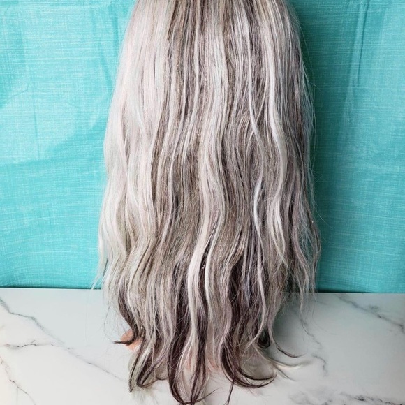 Multicolor wig - Picture 4 of 7